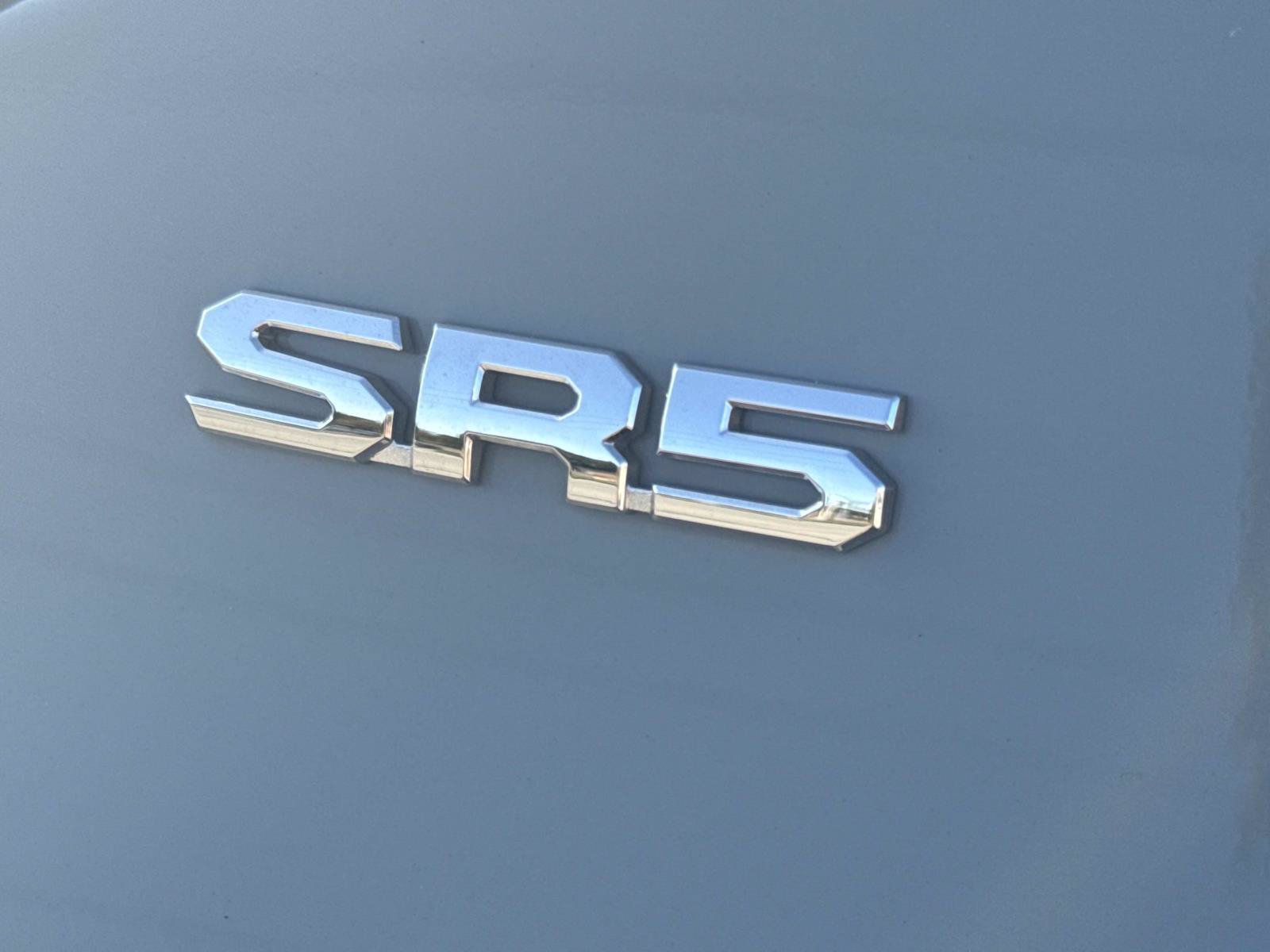 Used 2024 Toyota Tundra SR5 w/ SR5 Convenience Package AWD/4WD image 7