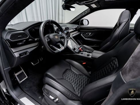 Used 2024 Lamborghini Urus S image 28