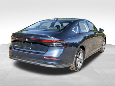 Used 2024 Honda Accord EX image 7