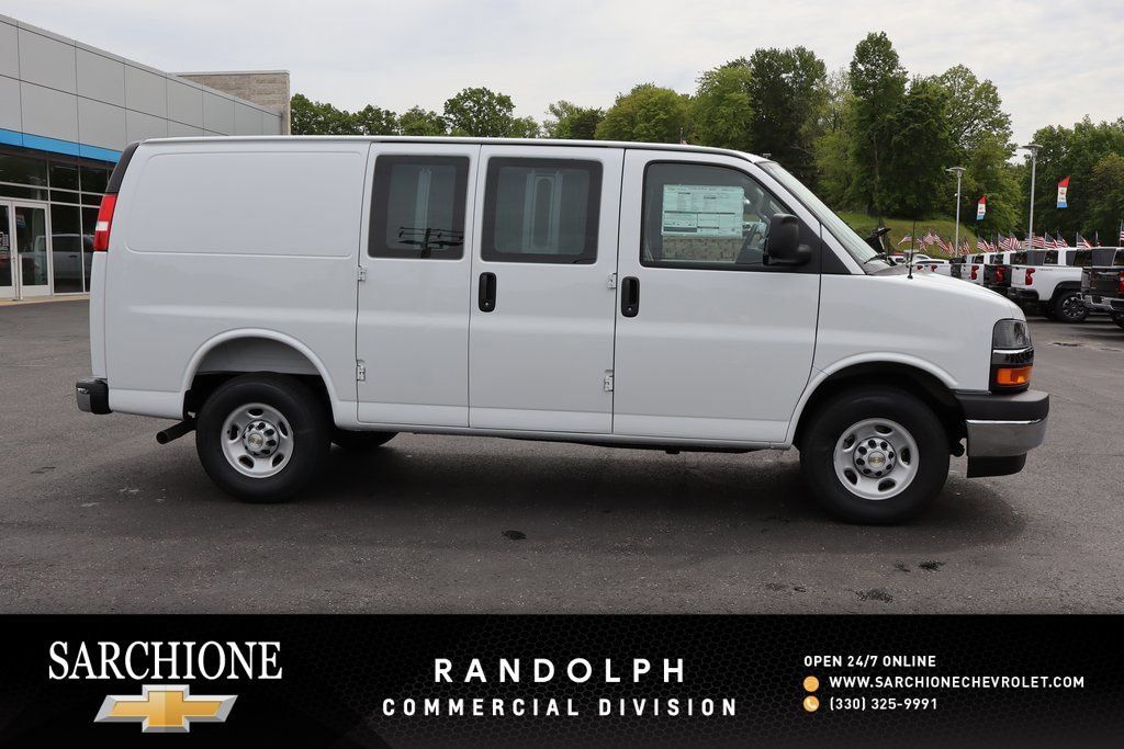 New 2025 Chevrolet Express 3500 w/ Chrome Appearance Package RWD image 1