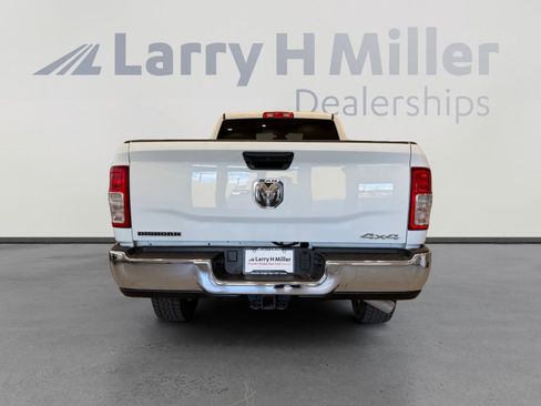 Used 2024 RAM 2500 Big Horn AWD/4WD image 4