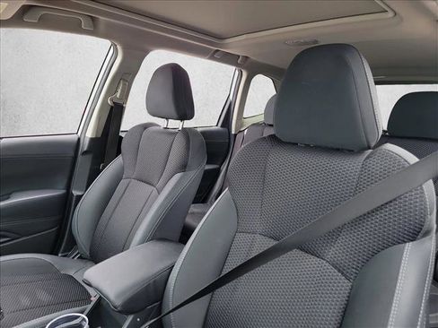 Used 2019 Subaru Forester Premium image 11