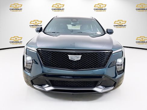 Used 2024 Cadillac XT4 Sport AWD/4WD image 2