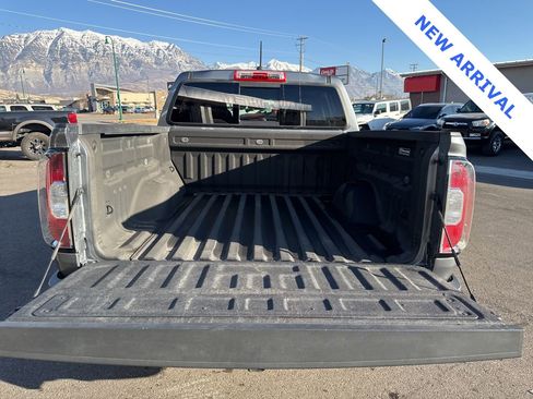Used 2022 GMC Canyon Elevation w/ Elevation Premium Package image 13