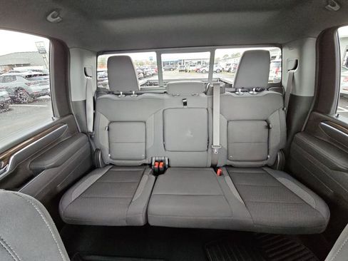 Used 2026 Chevrolet Silverado 2500 LT w/ Convenience Package image 13