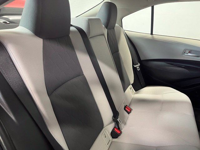 Used 2020 Toyota Corolla LE w/ Carpet Mat Package (TMS) FWD image 14