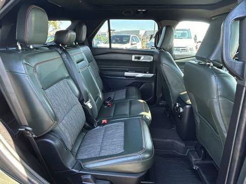 Certified 2022 Ford Explorer Timberline w/ Timberline Technology Package image 13