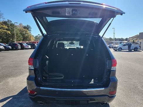 Certified 2021 Jeep Grand Cherokee Overland image 18