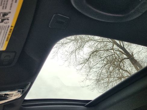 Used 2023 Alfa Romeo Giulia Veloce image 15