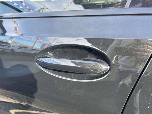 Used 2023 BMW M340i xDrive image 9