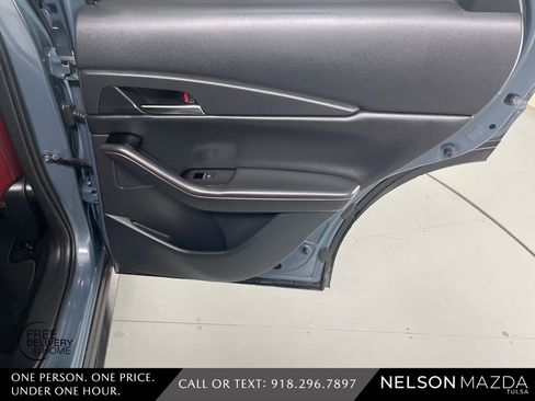 Used 2025 MAZDA CX-30 AWD 2.5 S w/ Preferred Package image 43