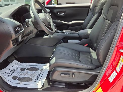 Certified 2024 Honda HR-V EX-L image 9