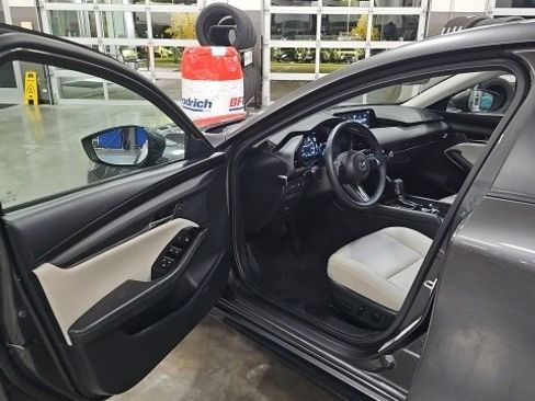Used 2025 MAZDA MAZDA3 s image 10