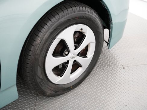 Used 2012 Toyota Prius Three image 53