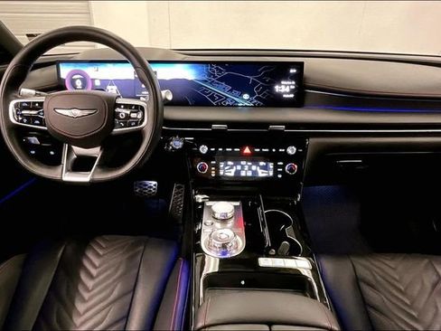 Used 2025 Genesis G80 2.5T Sport Prestige image 18