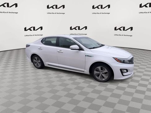 Used 2015 Kia Optima LX FWD image 2