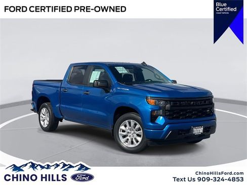 Used 2022 Chevrolet Silverado 1500 Custom image 1