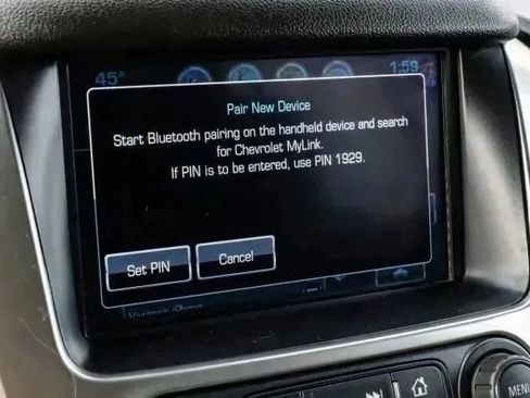 Used 2019 Chevrolet Suburban LT AWD/4WD image 41