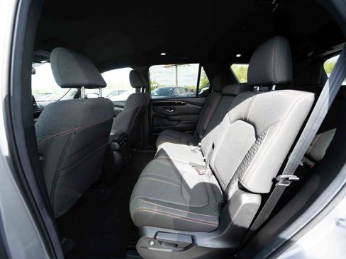 Certified 2025 Honda Pilot Sport image 23