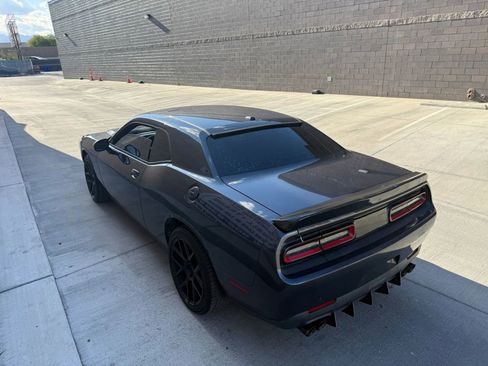 Used 2019 Dodge Challenger SXT w/ Blacktop Package RWD image 17