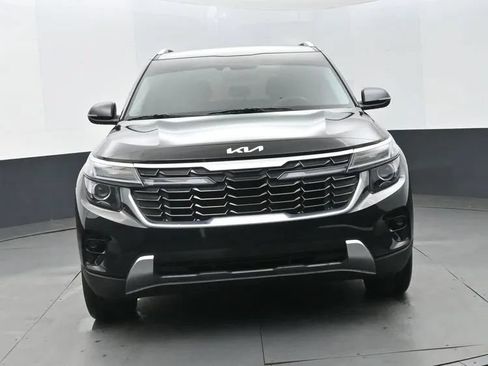 Used 2024 Kia Seltos S FWD image 3