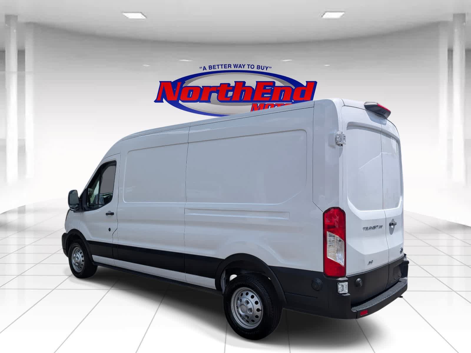 Used 2024 Ford Transit 250 148 Medium Roof Extended AWD image 5