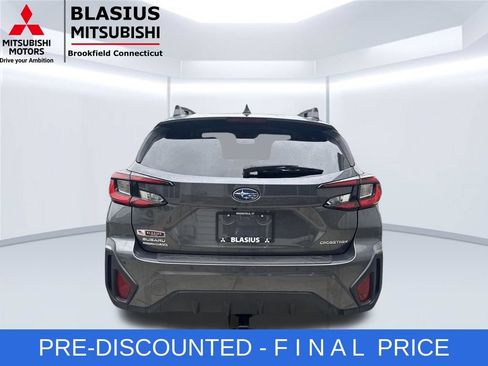 Used 2024 Subaru Crosstrek 2.5i Limited AWD/4WD image 8