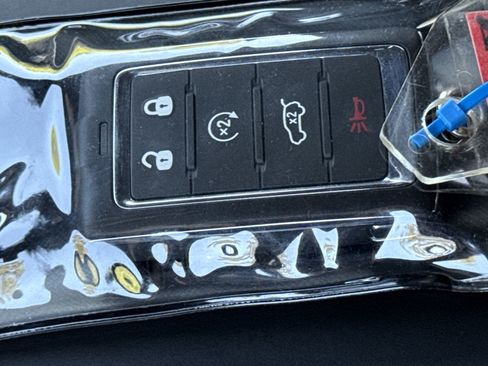 Used 2026 Jeep Grand Cherokee Limited Reserve image 35