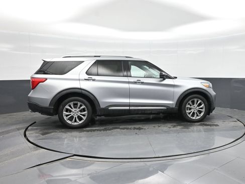 Used 2020 Ford Explorer Limited AWD/4WD image 9