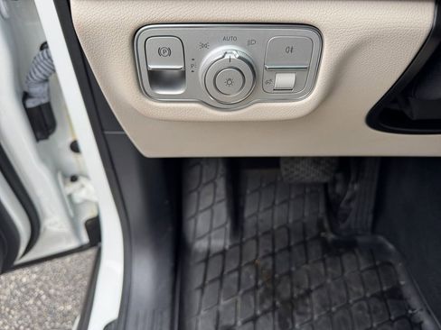 Used 2023 Mercedes-Benz GLE 350 4MATIC image 22