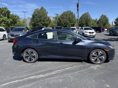 Used 2018 Honda Civic EX-T image 5