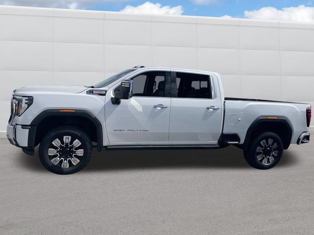Used 2024 GMC Sierra 2500 Denali w/ Denali Reserve Package AWD/4WD image 2