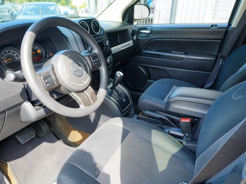 Used 2016 Jeep Compass Sport w/ Power Value Group image 18