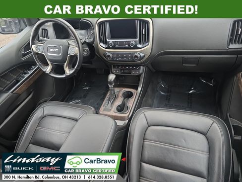 Certified 2022 GMC Canyon Denali w/ Denali Black Edition Package image 26