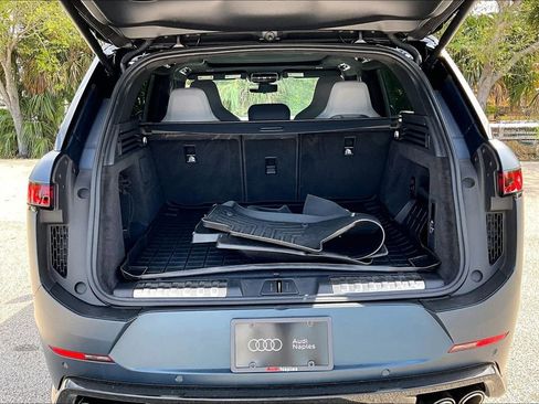 Used 2025 Land Rover Range Rover Sport SV Edition Two image 15