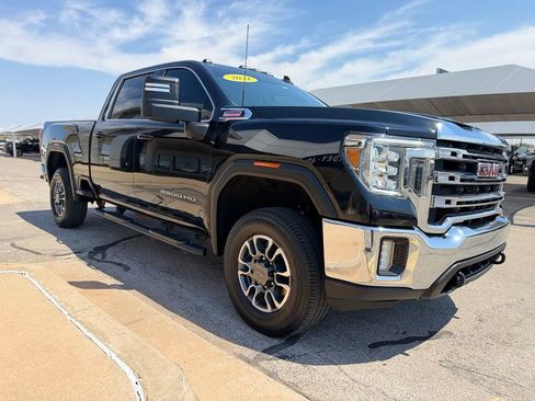 Used 2021 GMC Sierra 2500 SLE w/ SLE Value Package; AWD/4WD image 3
