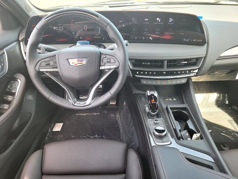 New 2026 Cadillac CT5 V w/ Technology Package RWD image 7
