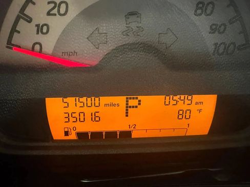 Used 2015 smart fortwo pure RWD image 14