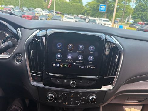 Used 2023 Chevrolet Traverse LT AWD/4WD image 12