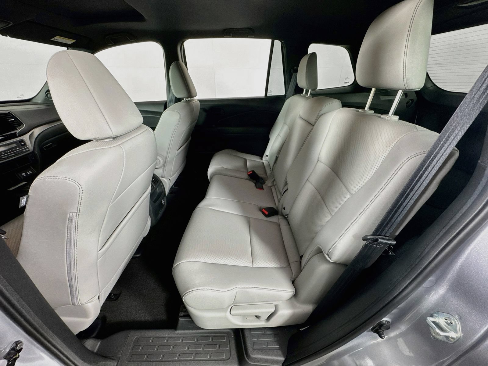 Certified 2023 Honda Passport EX-L image 18