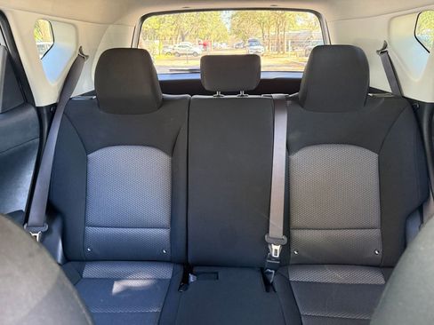 Used 2025 Kia Soul LX w/ LX Technology Package image 32