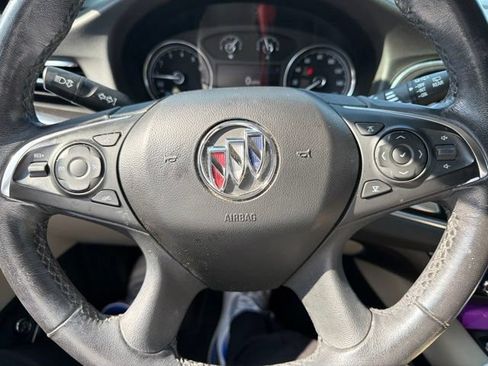 Used 2020 Buick Enclave Essence AWD/4WD image 10