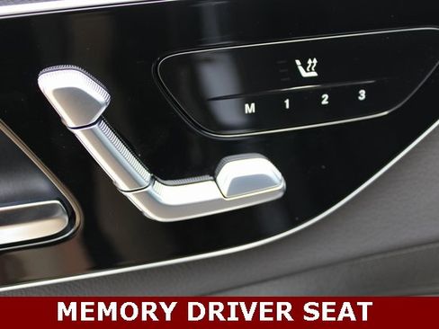 New 2025 Mercedes-Benz C 300 4MATIC Sedan image 13