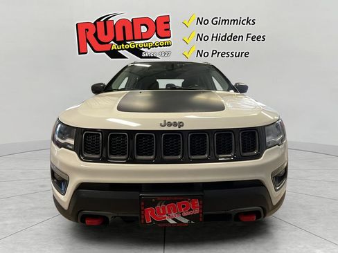 Used 2018 Jeep Compass Trailhawk w/ Leather Interior Group AWD/4WD image 9