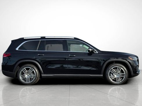 New 2026 Mercedes-Benz GLS 450 4MATIC image 32