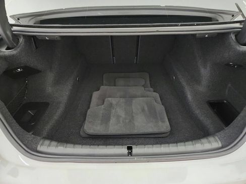 Used 2017 BMW 530i xDrive AWD/4WD image 36