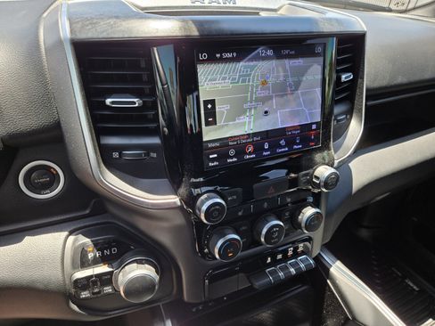 Used 2019 RAM 1500 Big Horn AWD/4WD image 17