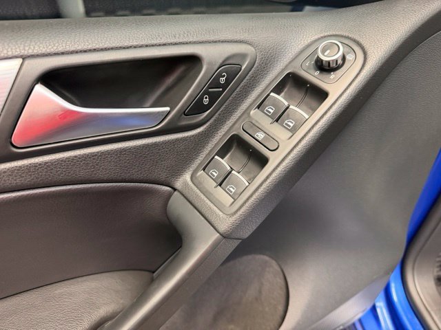 Used 2013 Volkswagen Golf R 4-Door AWD/4WD image 12