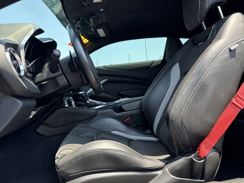 Used 2024 Chevrolet Camaro LT w/ RS Package image 16