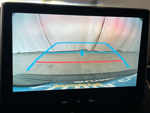 Used 2025 Toyota Corolla XLE image 17